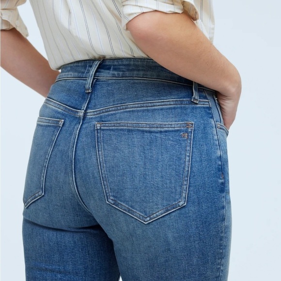 Madewell Oneida Curvy Kick Out Crop Jean - Picture 5 of 7